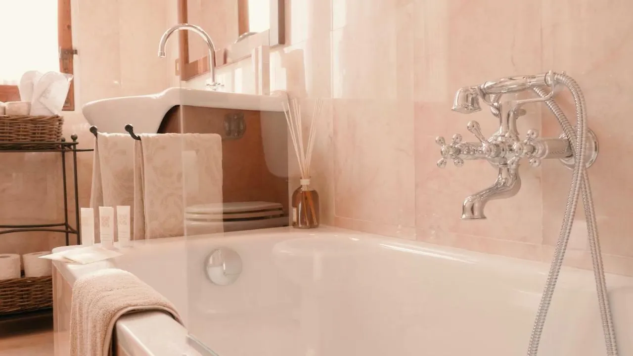 Bed & Breakfast Bed and Breakfast Dimora Decò Lugo