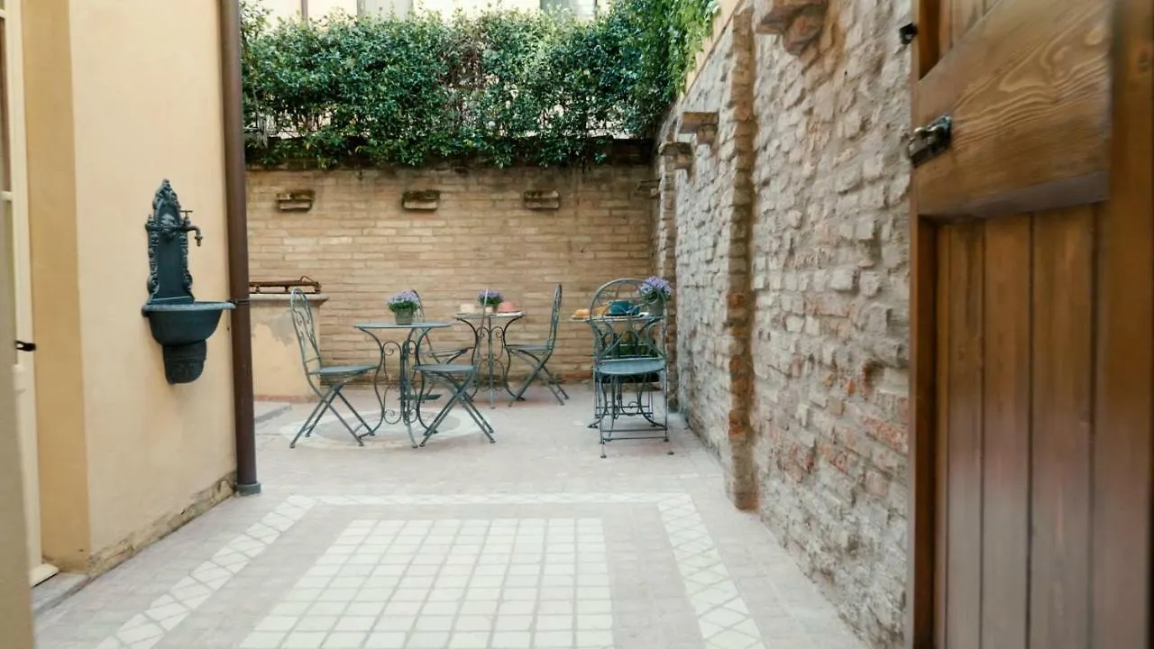 Bed and Breakfast Dimora Decò Lugo  Bed & Breakfast Lugo (Ravenna)